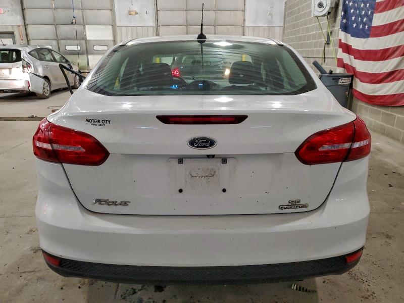 Photo 6 from auction – 2015 FORD FOCUS SE with VIN 1FADP3F28FL263986