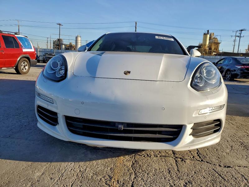 Photo 5 from auction – 2014 PORSCHE PANAMERA 2 with VIN WP0AA2A75EL009789