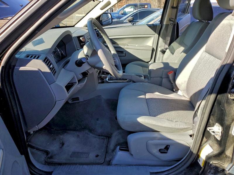 Photo 7 from auction – 2007 JEEP GRAND CHER with VIN 1J8HR48P57C700759