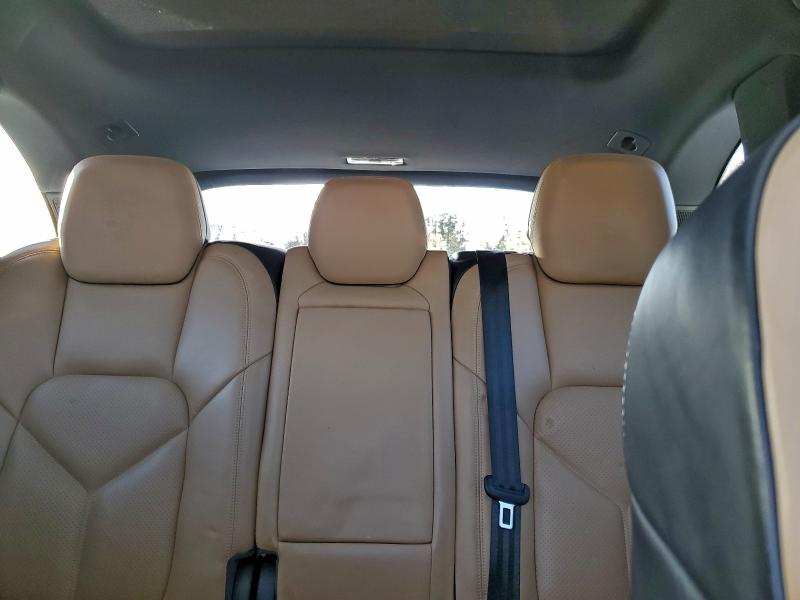 Photo 10 from auction – 2017 PORSCHE CAYENNE SE with VIN WP1AE2A26HLA74730