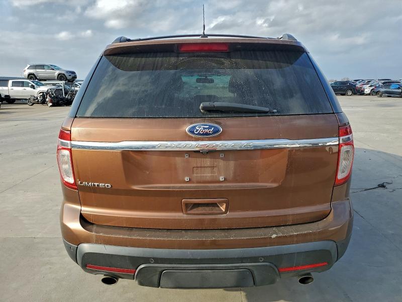 Фото 6 с аукциона – 2011 FORD EXPLORER L с VIN 1FMHK7F87BGA76467