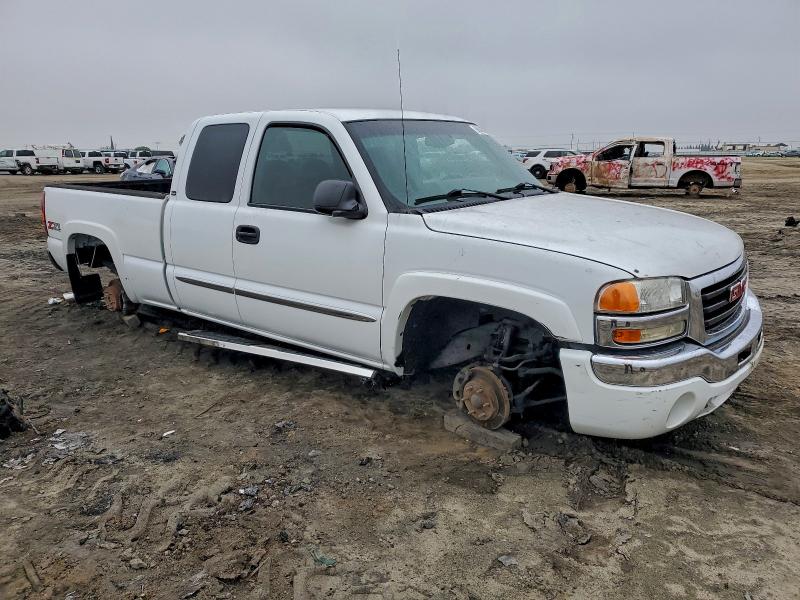 Photo 4 from auction – 2003 GMC NEW SIERRA with VIN 1GTEK19T23E152811