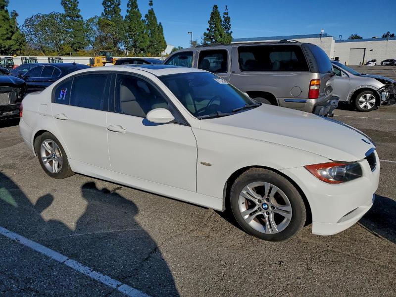 Photo 4 from auction – 2008 BMW 328 I with VIN WBAVA37558NL54209