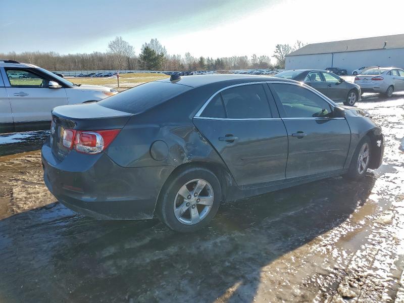 Photo 3 from auction – 2014 CHEVROLET MALIBU LS with VIN 1G11B5SL5EF268137