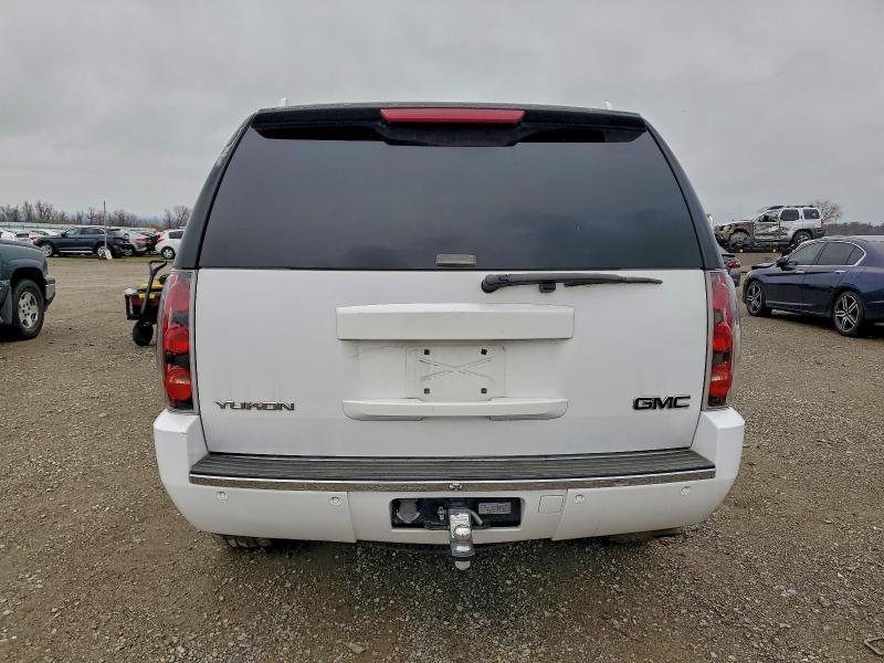 Photo 6 from auction – 2007 GMC YUKON with VIN 1GKFK63847J205595