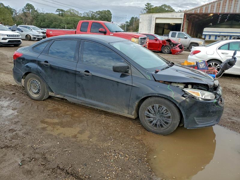 Photo 4 from auction – 2016 FORD FOCUS with VIN 1FADP3E25GL313696