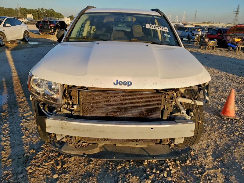 صورة رقم 5 من المزاد - 2014 JEEP COMPASS SP مع VIN 1C4NJCBA9ED547326
