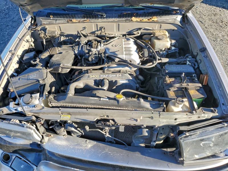 Photo 12 from auction – 2002 TOYOTA 4RUNNER SR with VIN JT3HN86R520372191