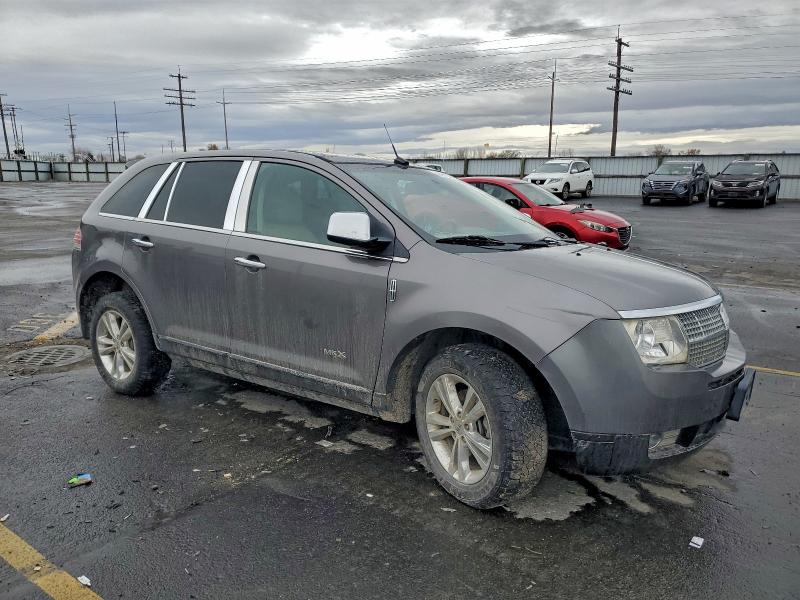 Photo 4 from auction – 2010 LINCOLN MKX with VIN 2LMDJ8JC2ABJ07962
