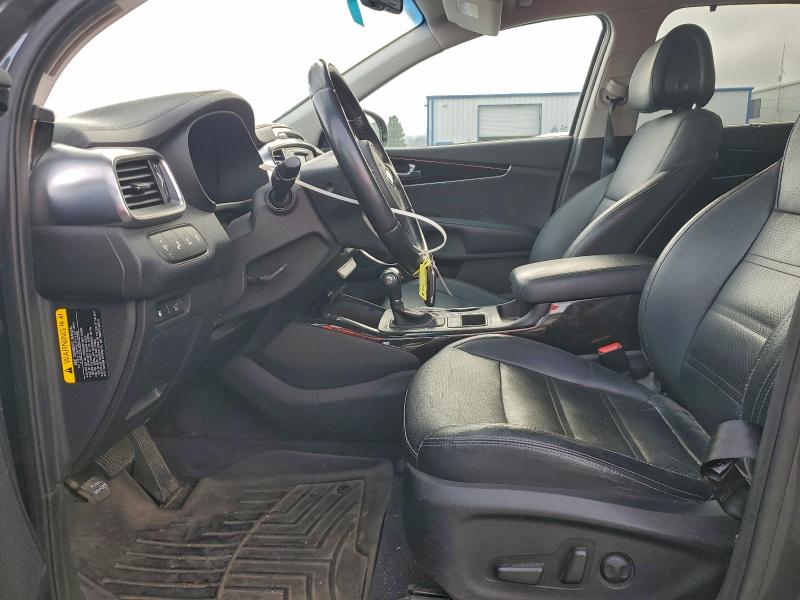 Foto 7 de la subasta – 2016 KIA SORENTO EX con VIN 5XYPHDA53GG105077
