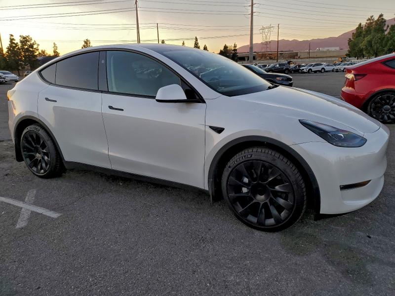 Photo 4 from auction – 2023 TESLA MODEL Y with VIN 7SAYGDEE0PF886023