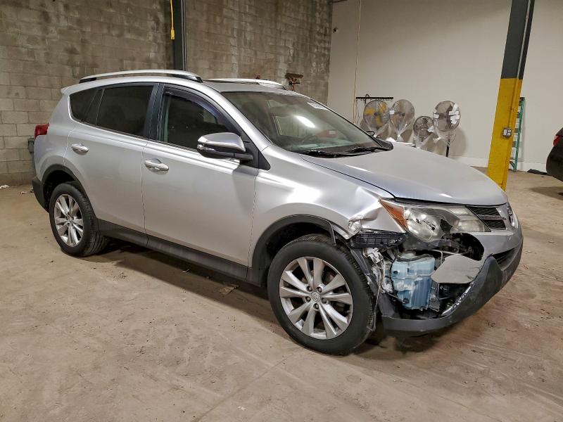 Photo 4 from auction – 2015 TOYOTA RAV4 LIMIT with VIN 2T3DFREV5FW321271