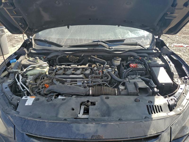 Photo 11 from auction – 2018 HONDA CIVIC SPOR with VIN SHHFK7H90JU209398