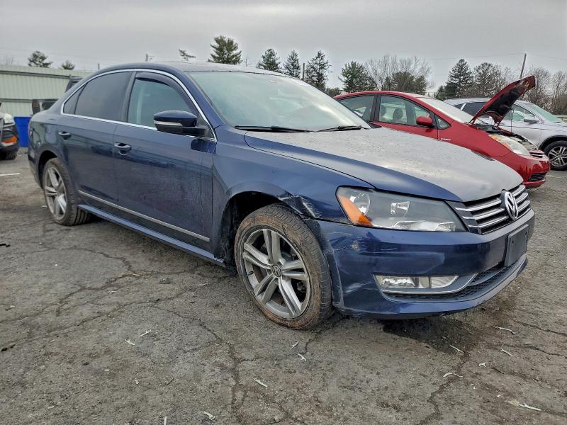 Photo 4 from auction – 2015 VOLKSWAGEN PASSAT SE with VIN 1VWBT7A38FC003153