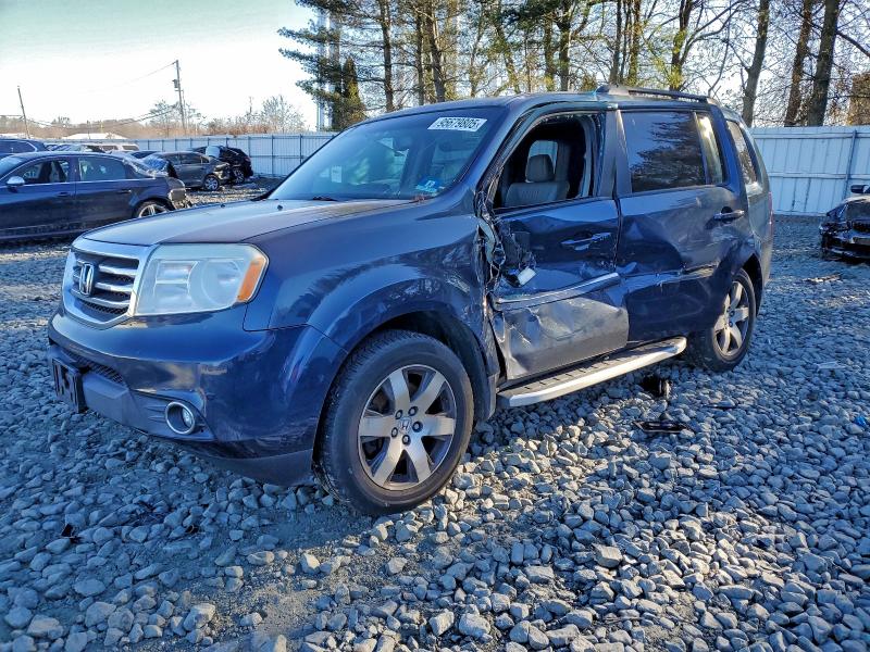 HONDA PILOT TOUR 2012 with VIN 5FNYF4H99CB066290 - Photo from auction