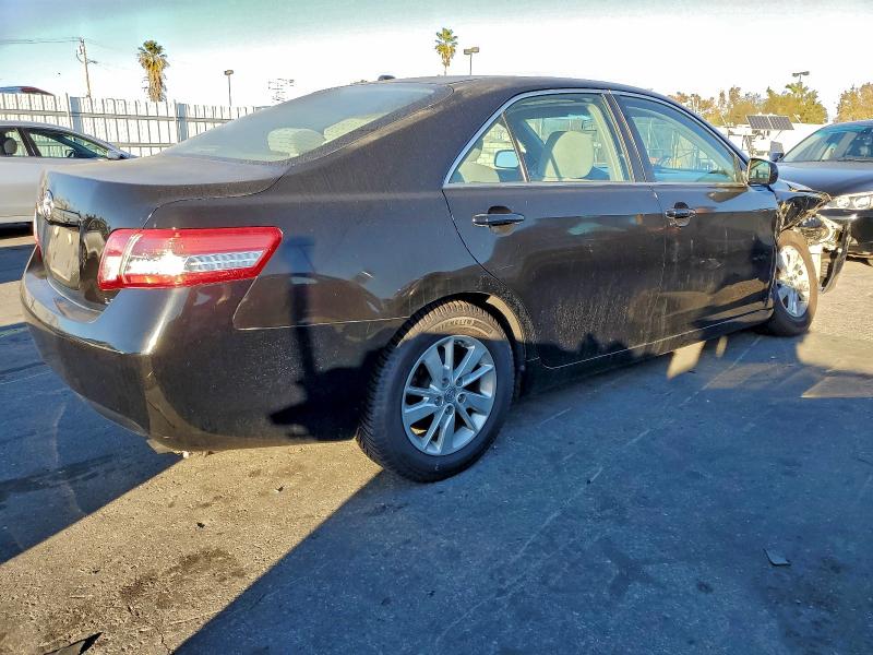 Photo 3 from auction – 2011 TOYOTA CAMRY BASE with VIN 4T4BF3EK6BR139646