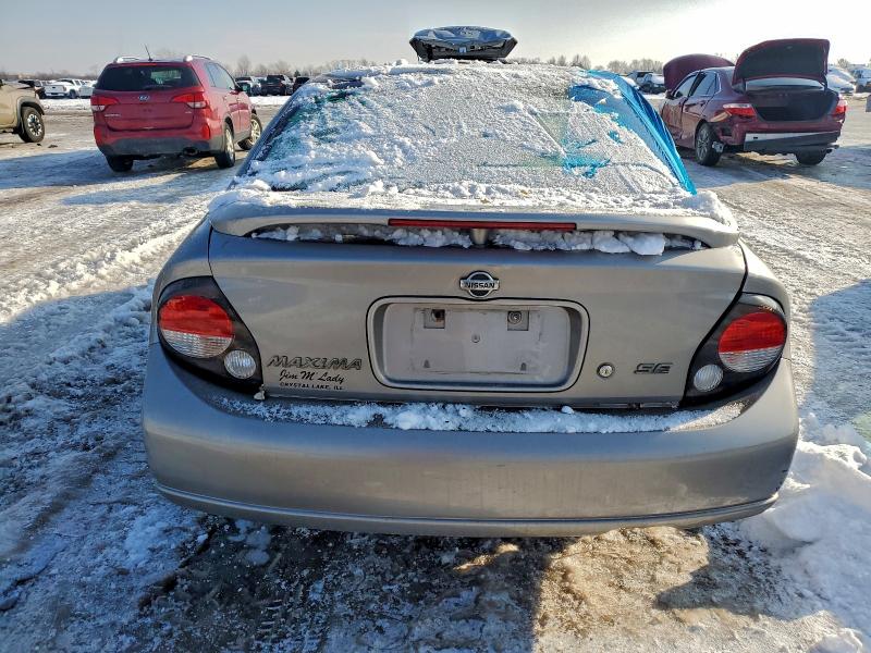 Photo 6 from auction – 2001 NISSAN MAXIMA GXE with VIN JN1CA31A81T313075