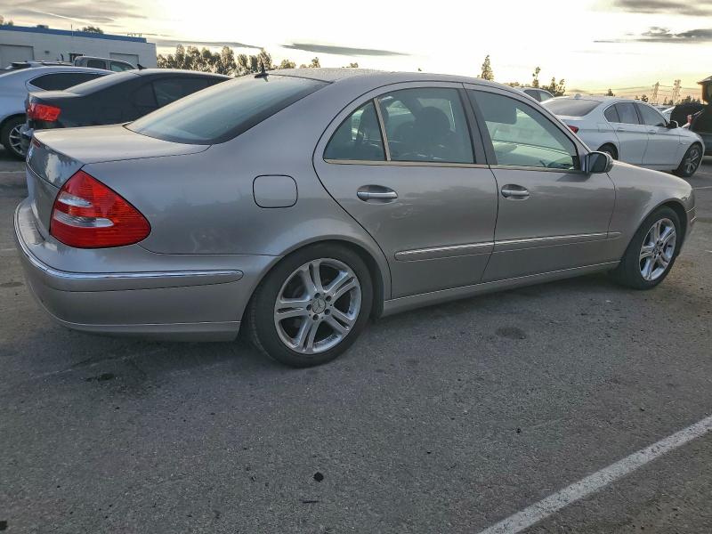 Photo 3 from auction – 2005 MERCEDES-BENZ E 500 with VIN WDBUF70J75A766325