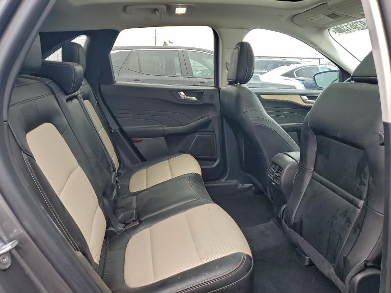 Photo 11 from auction – 2021 FORD ESCAPE TIT with VIN 1FMCU9DZ1MUA93717