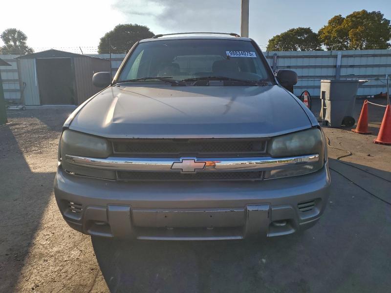 Photo 5 from auction – 2002 CHEVROLET TRAILBLAZE with VIN 1GNDT13S522513674