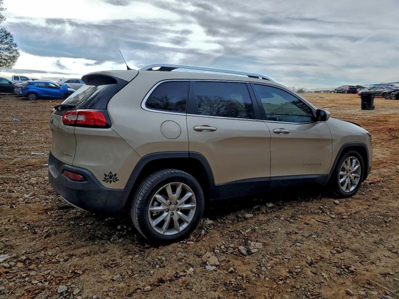 Photo 3 from auction – 2014 JEEP CHEROKEE L with VIN 1C4PJLDB4EW241802