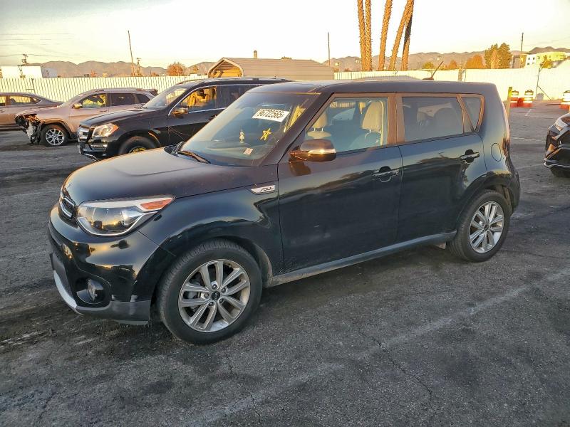 KIA SOUL + 2017 with VIN KNDJP3A50H7495007 - Photo from auction
