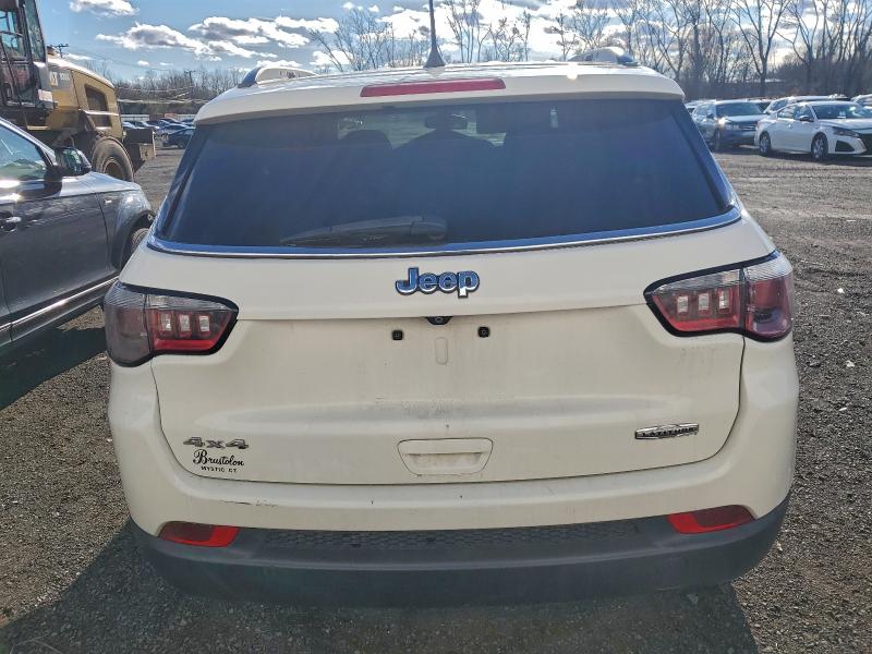 Фото 6 с аукциона – 2019 JEEP COMPASS LA с VIN 3C4NJDBB9KT690295