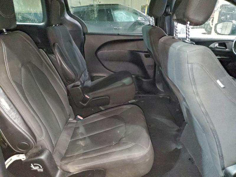 Photo 11 from auction – 2018 CHRYSLER PACIFICA T with VIN 2C4RC1FG5JR226888