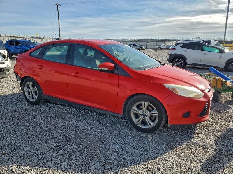 Photo 4 from auction – 2014 FORD FOCUS with VIN 1FADP3F28EL207383