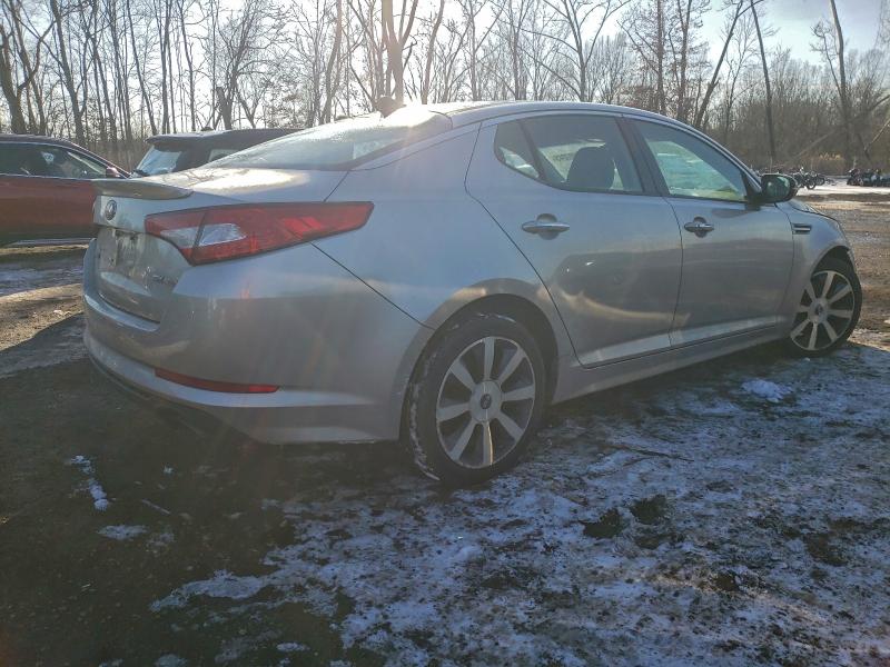 Photo 3 from auction – 2013 KIA OPTIMA with VIN 5XXGR4A61DG133532