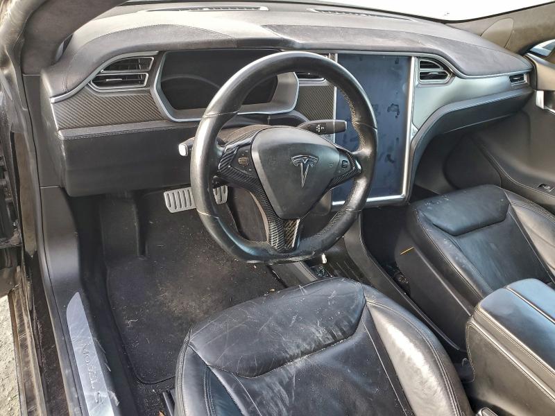 Photo 8 from auction – 2015 TESLA MODEL S with VIN 5YJSA1E44FF110972