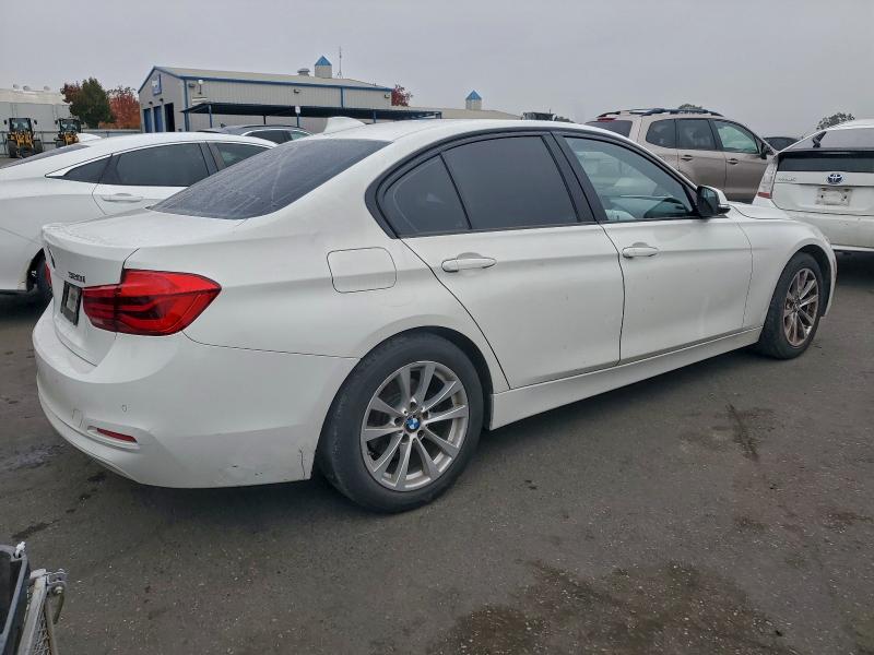 Photo 3 from auction – 2016 BMW 320 I with VIN WBA8E1G50GNT34826