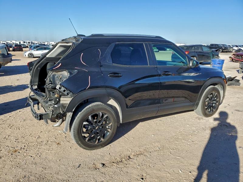 Photo 3 from auction – 2023 CHEVROLET TRAILBLAZE with VIN KL79MPS29PB191027