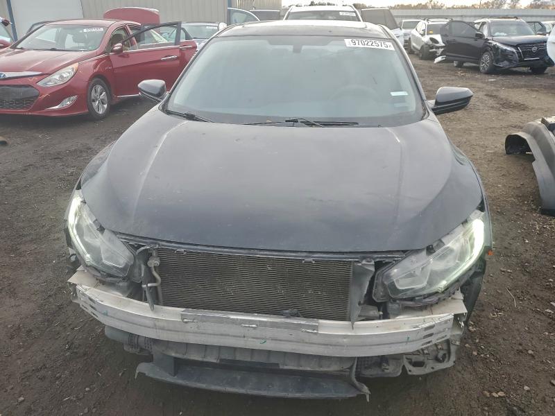 Photo 5 from auction – 2016 HONDA CIVIC with VIN 2HGFC1F33GH658184