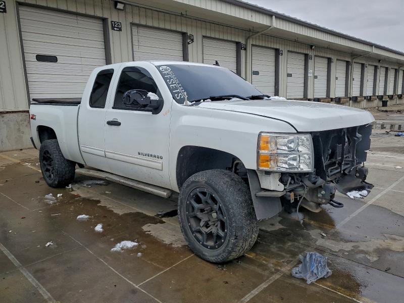 Photo 4 from auction – 2011 CHEVROLET SILVERADO with VIN 1GCRKSE36BZ221049