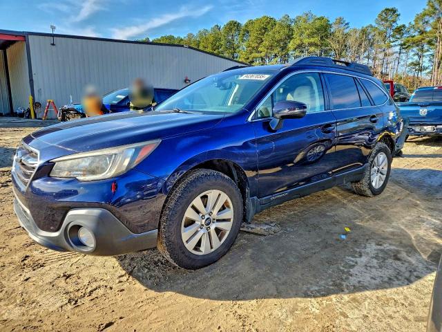 SUBARU OUTBACK 2. 2018 with VIN 4S4BSAHC9J3203908 - Photo from auction