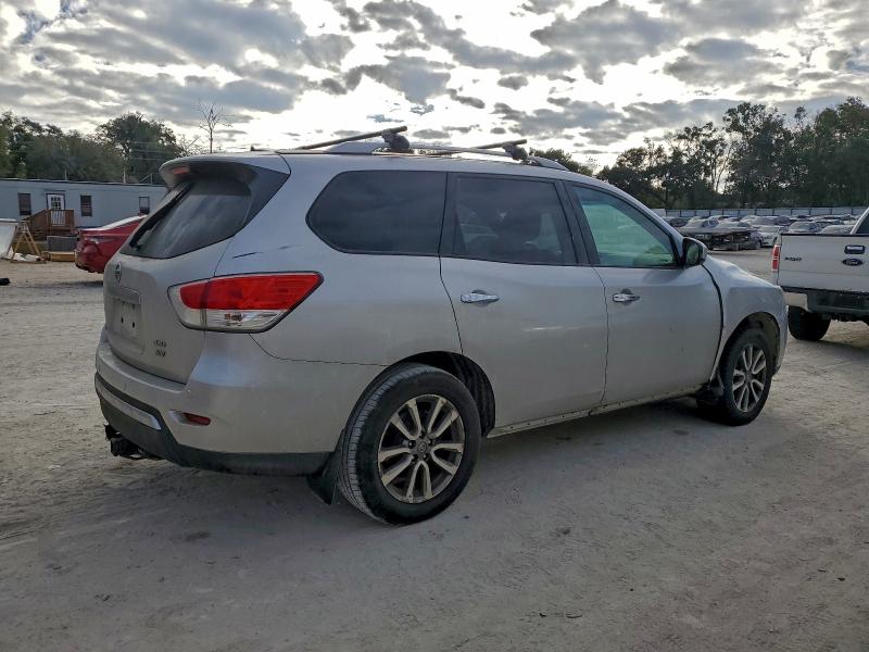 Photo 3 from auction – 2014 NISSAN PATHFINDER with VIN 5N1AR2MM1EC669964