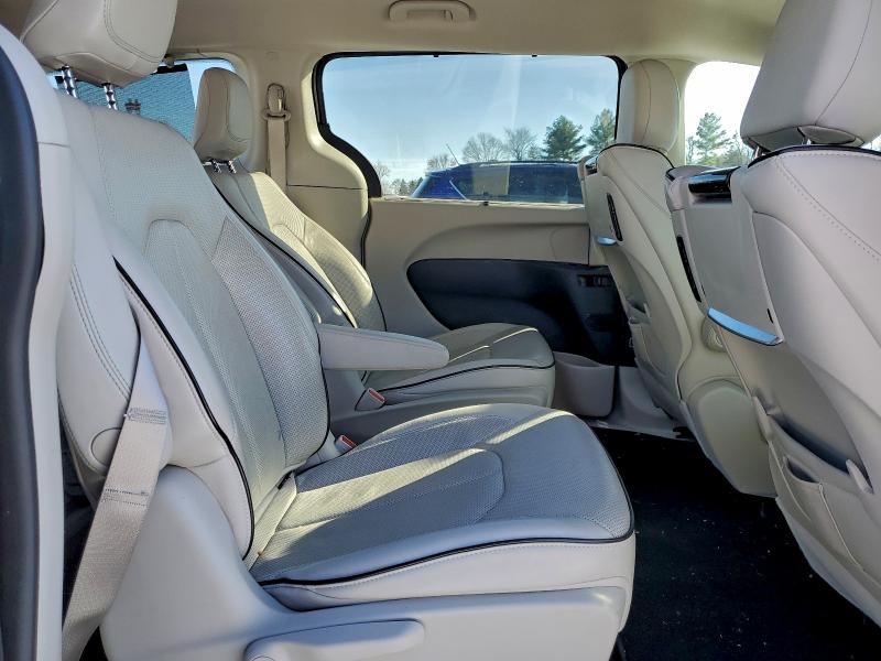 Photo 11 from auction – 2020 CHRYSLER PACIFICA H with VIN 2C4RC1N78LR282506