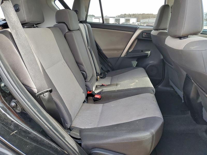 Photo 10 from auction – 2015 TOYOTA RAV4 LE with VIN 2T3ZFREV0FW204879