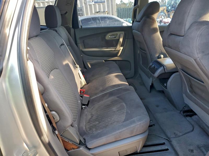 Photo 11 from auction – 2012 CHEVROLET TRAVERSE L with VIN 1GNKRFEDXCJ144481