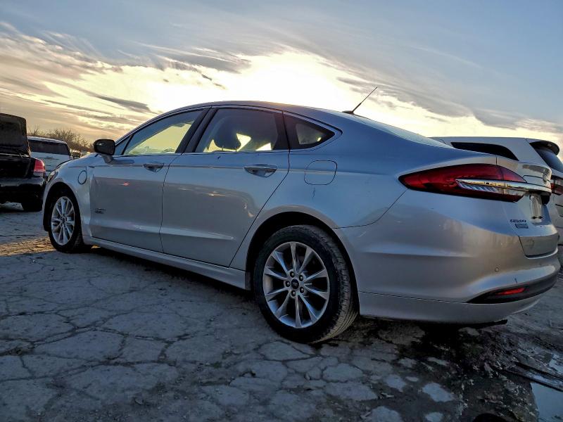 Photo 2 from auction – 2017 FORD FUSION SE with VIN 3FA6P0PU7HR284131