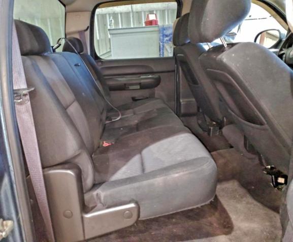 Photo 10 from auction – 2010 GMC SIERRA K15 with VIN 3GTRKUEA0AG126253