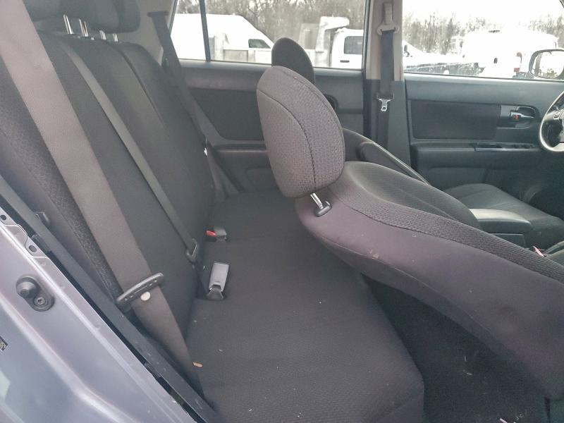 Photo 11 from auction – 2010 TOYOTA SCION XB with VIN JTLZE4FE1A1102829