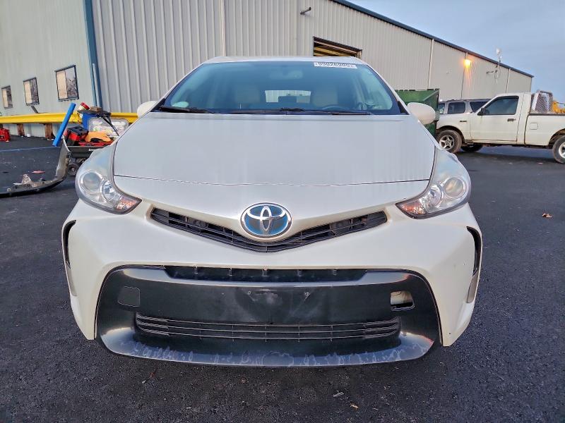 Photo 5 from auction – 2015 TOYOTA PRIUS V with VIN JTDZN3EU6FJ026501
