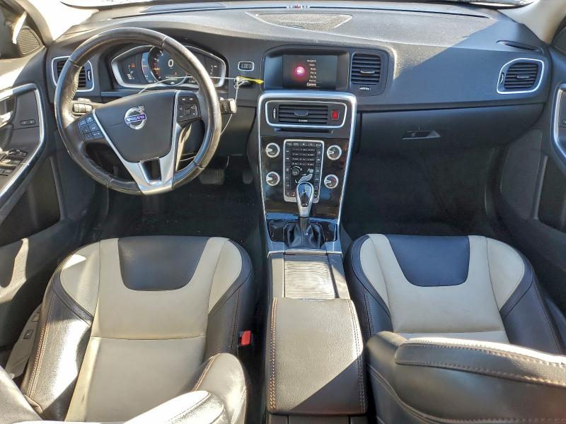Photo 8 from auction – 2017 VOLVO S60 CROSS with VIN YV440MUM0H2005010