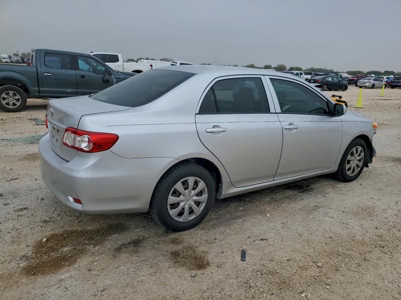 Photo 3 from auction – 2013 TOYOTA COROLLA BA with VIN JTDBU4EEXDJ117285