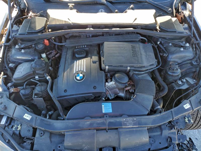 Photo 11 from auction – 2009 BMW 335 XI with VIN WBAPL33549A404132