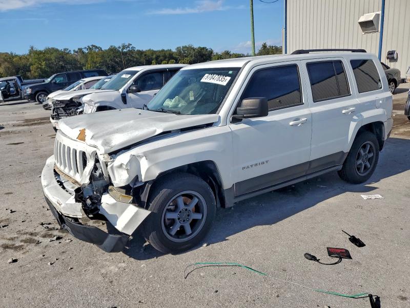 Photo 1 from auction – 2015 JEEP PATRIOT SP with VIN 1C4NJPBA6FD209097