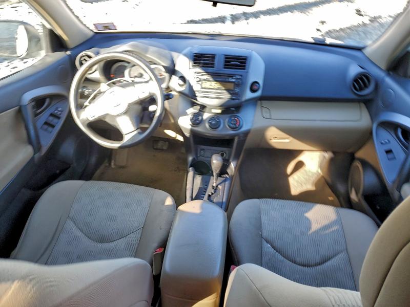 Photo 8 from auction – 2012 TOYOTA RAV4 with VIN 2T3ZF4DV6CW127807