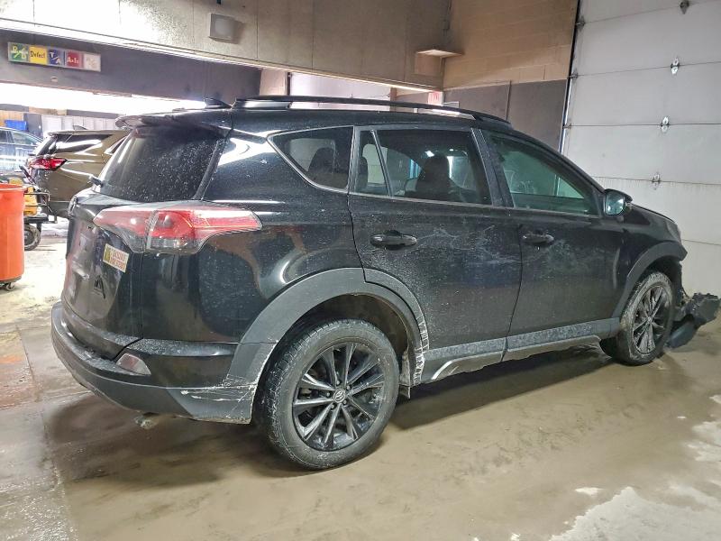 Photo 3 from auction – 2018 TOYOTA RAV4 ADVEN with VIN 2T3RFREV6JW777908